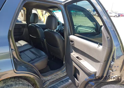 2008 Ford Escape Xlt из США, поврежденный, VIN 1FMCU93168KC61865